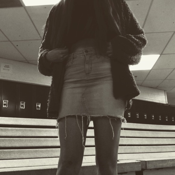 Meet your Posher, Abigail - Picture 1 of 1